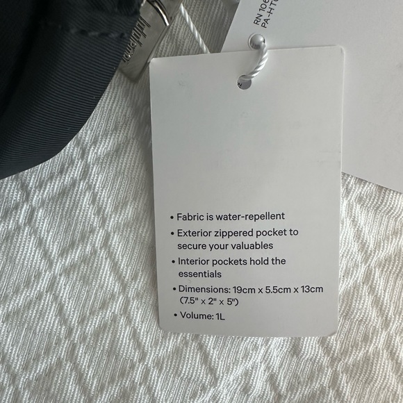 Lululemon Unisex Everyday Belt Bag 1L NWT!!! - Picture 9 of 13